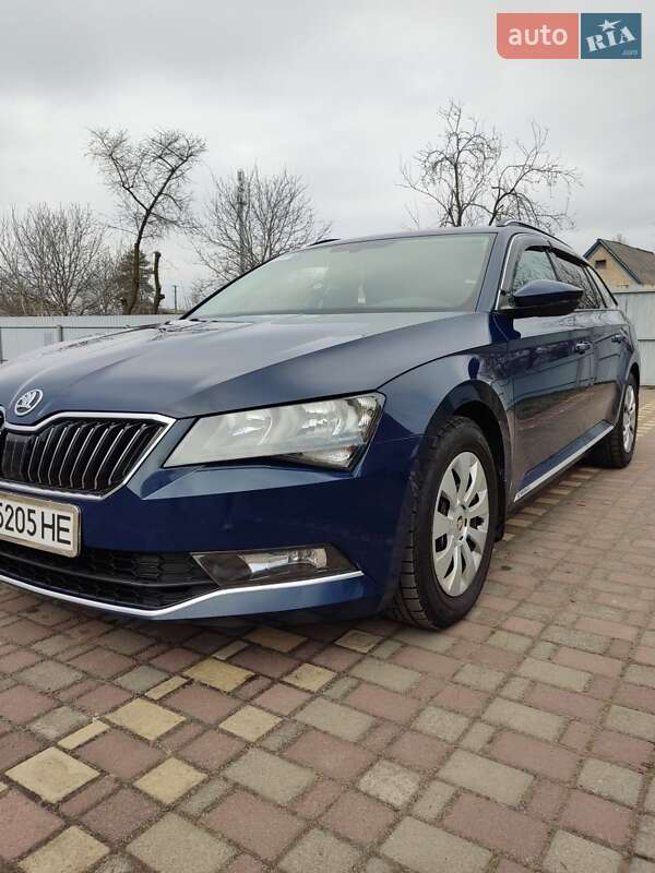 Универсал Skoda Superb 2016 в Хмельницком