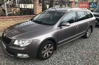 Универсал Skoda Superb 2012 в 