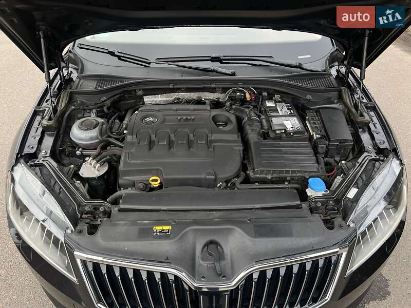 Универсал Skoda Superb 2017 в Ровно