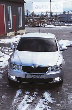 Лифтбек Skoda Superb 2009 в Тернополе