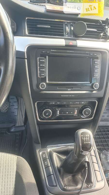 Універсал Skoda Superb 2010 в Луцьку