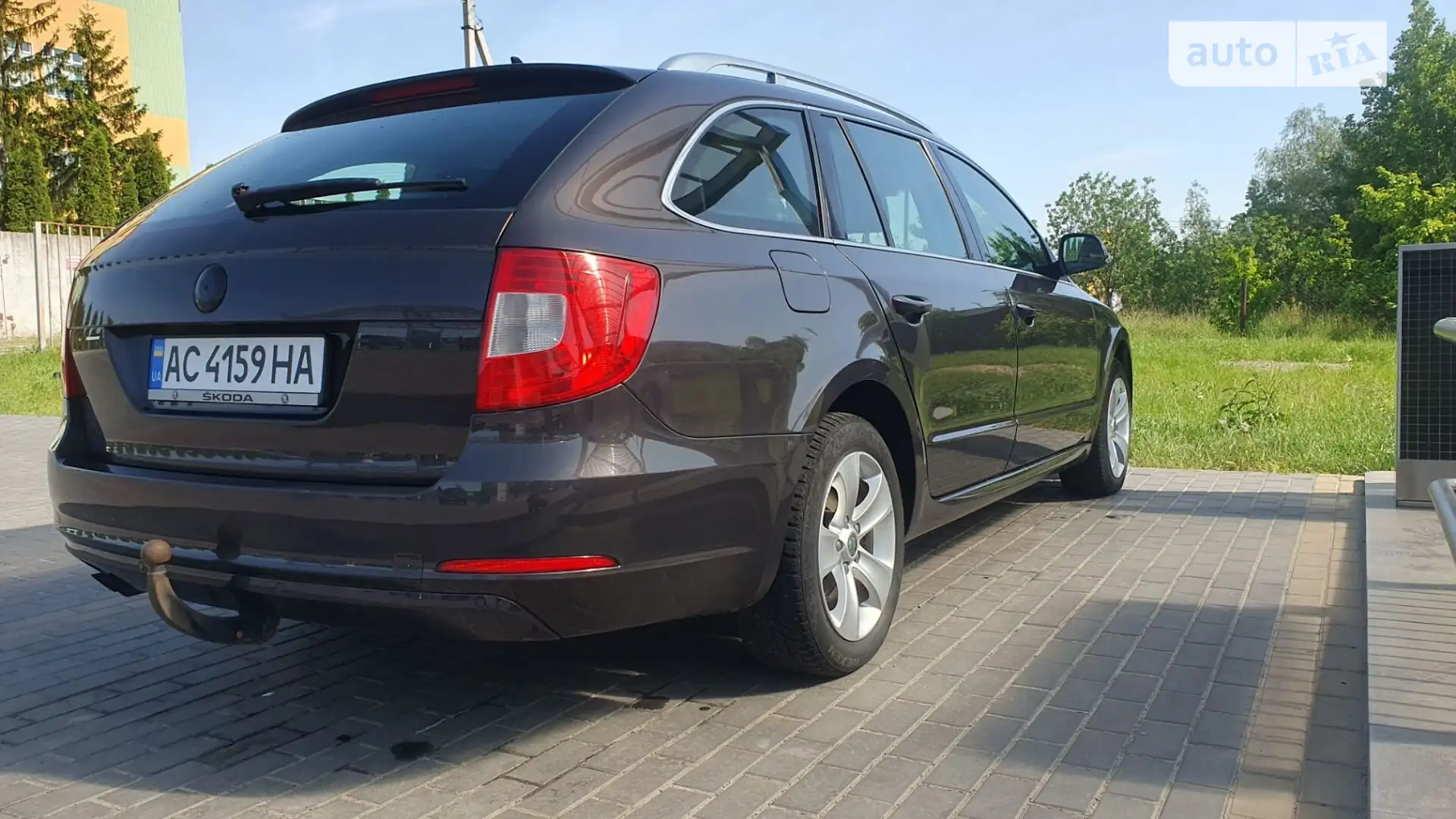 2010 Skoda Superb - мініатюра 6