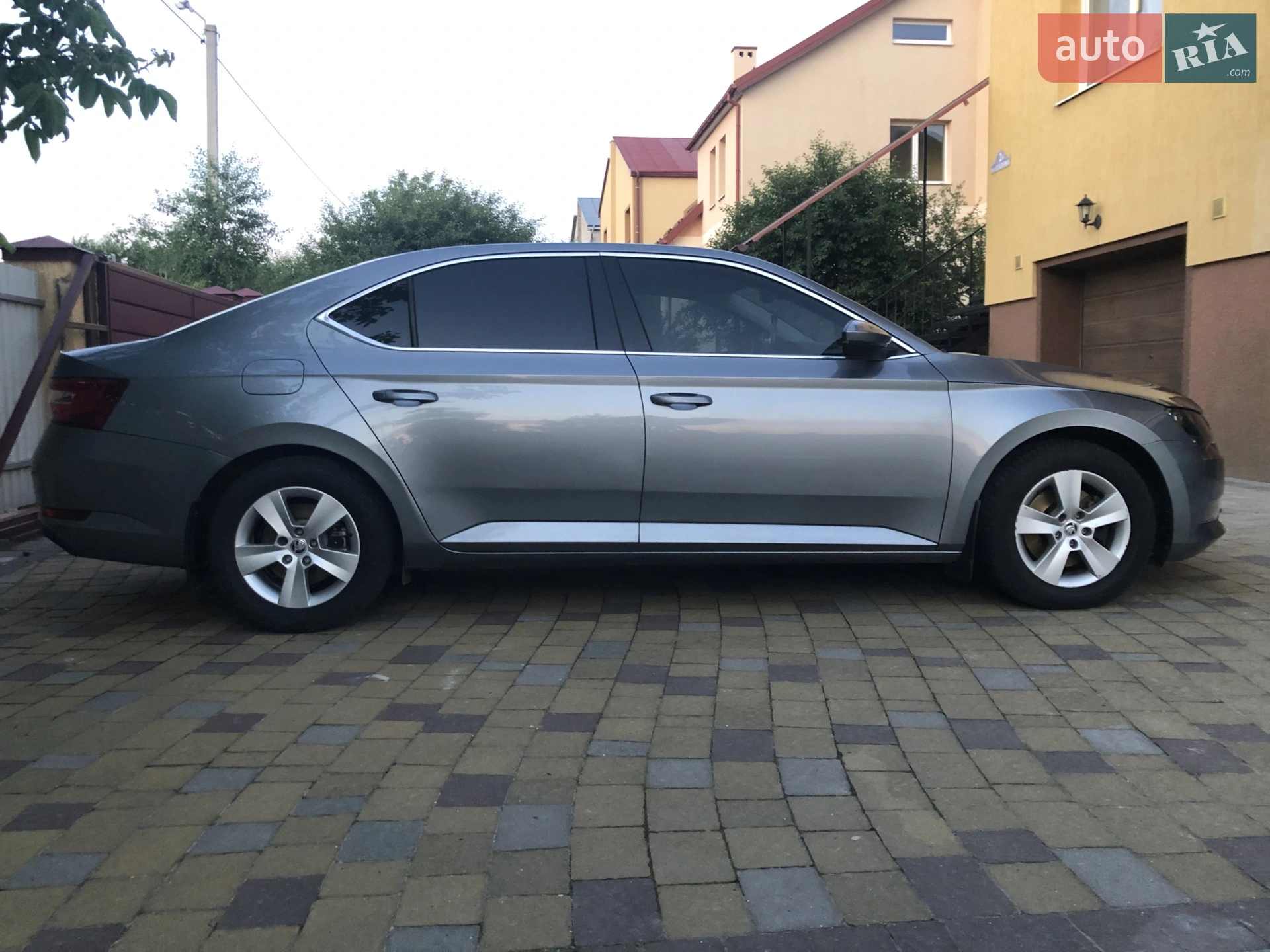 2016 Skoda Superb - мініатюра 3