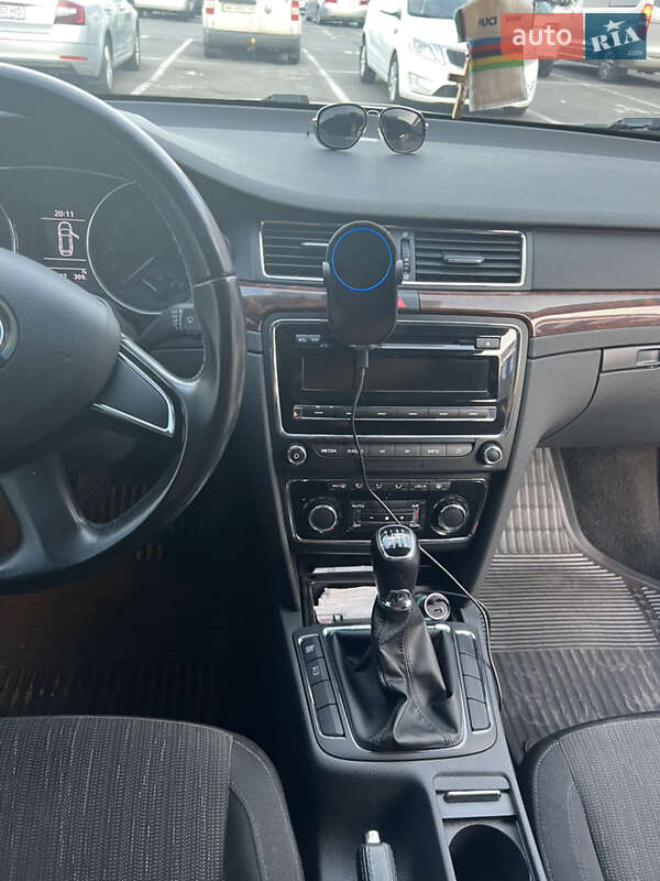 Skoda Superb 2013