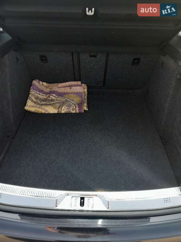 Лифтбек Skoda Superb 2011 в Кропивницком