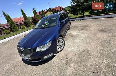 Универсал Skoda Superb 2013 в Киеве