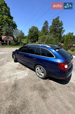 Универсал Skoda Superb 2013 в Киеве