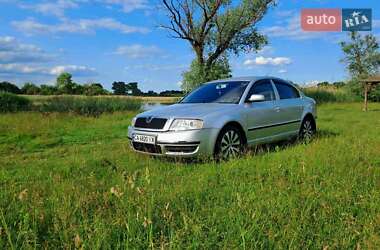 Ліфтбек Skoda Superb 2003 в 