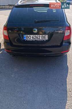 Универсал Skoda Superb 2010 в Гусятине