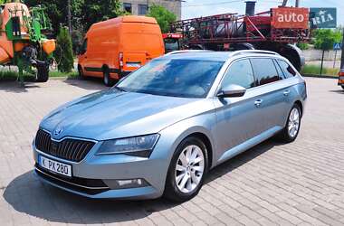 Универсал Skoda Superb 2017 в 