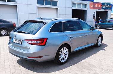 Универсал Skoda Superb 2017 в 