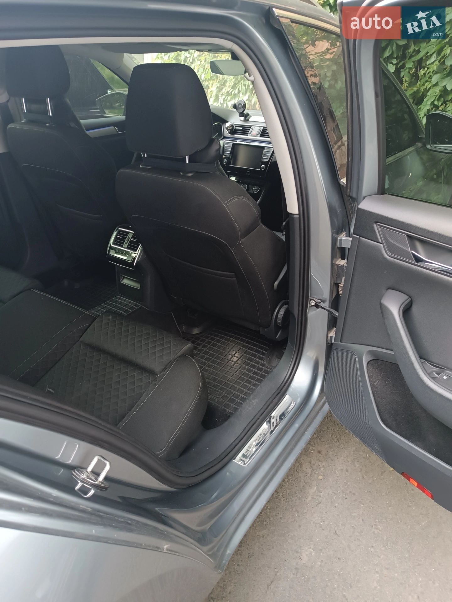 2017 Skoda Superb - мініатюра 9
