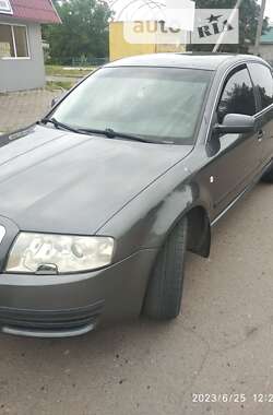 Лифтбек Skoda Superb 2004 в Бурыни