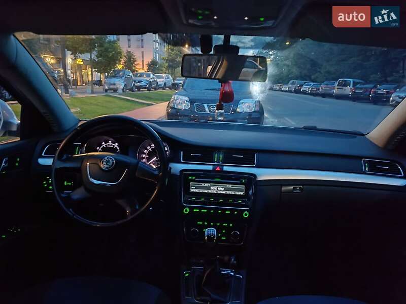 Универсал Skoda Superb 2010 в Киеве фото 12 Универсал Skoda Superb 2010 в Киеве