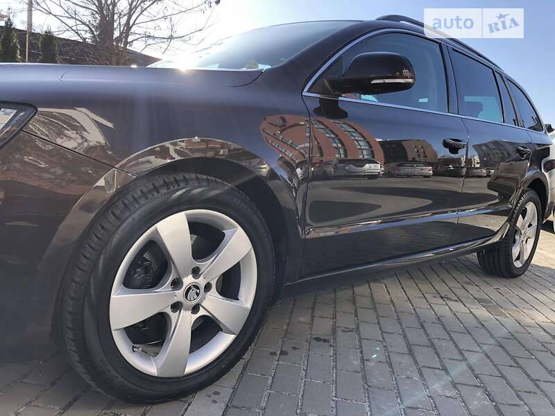 Универсал Skoda Superb 2015 в Киеве