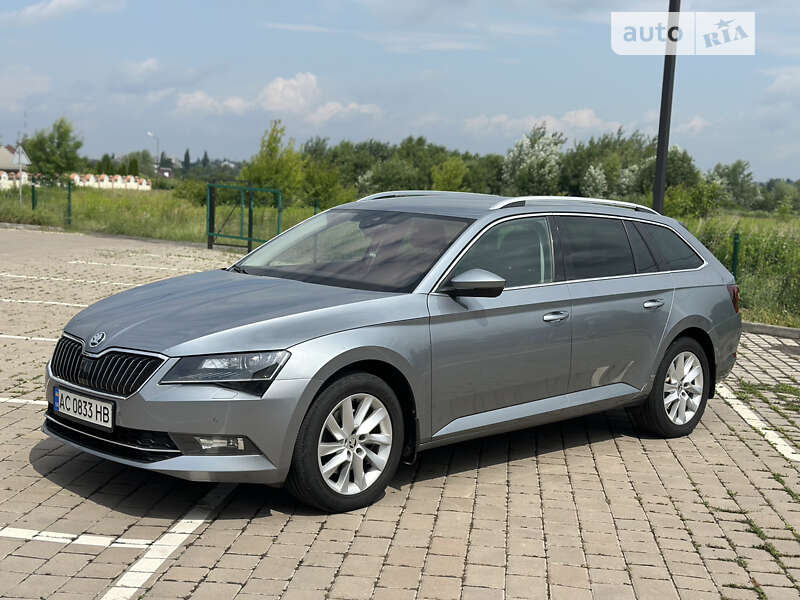 Універсал Skoda Superb 2016 в Любомлі