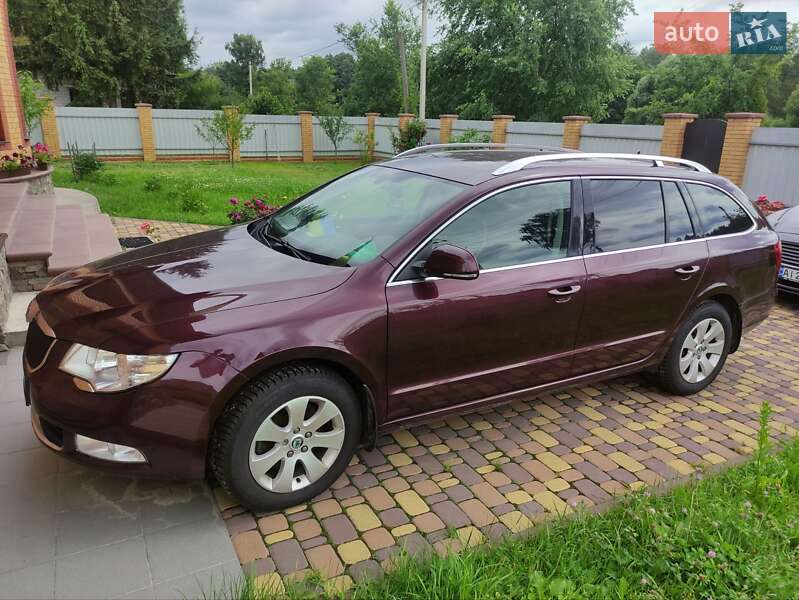 Универсал Skoda Superb 2010 в Чернигове