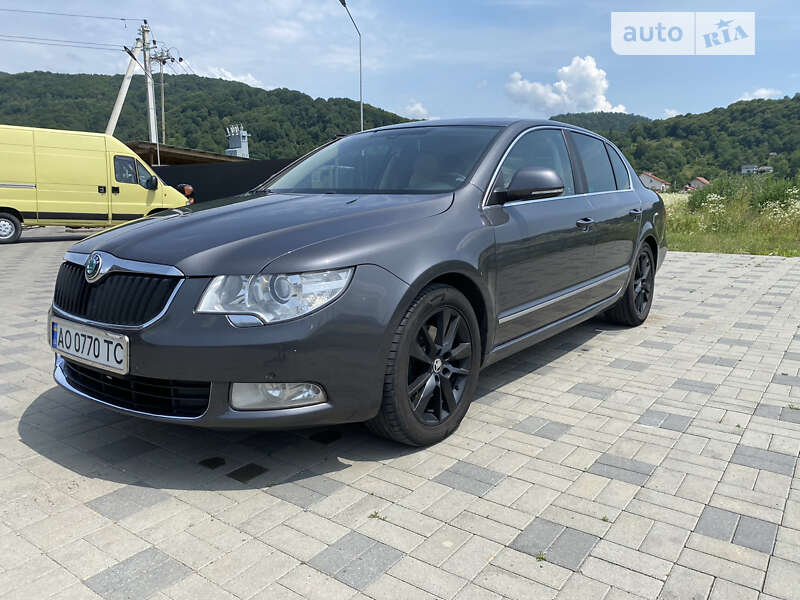 Лифтбек Skoda Superb 2011 в Иршаве фото 3 Лифтбек Skoda Superb 2011 в Иршаве