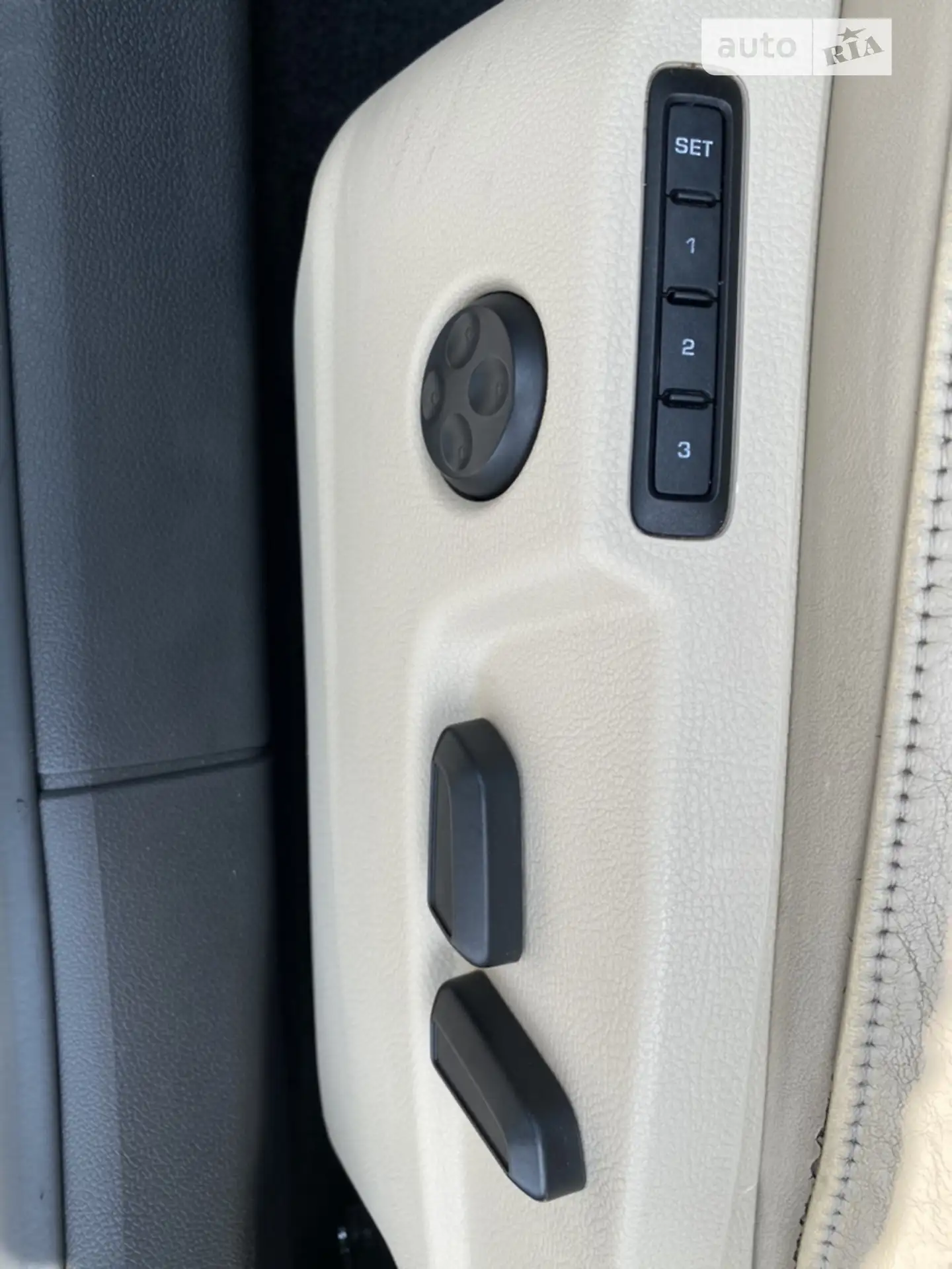 2011 Skoda Superb - мініатюра 29