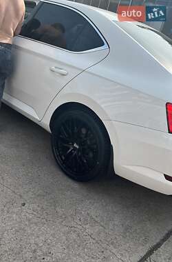 Ліфтбек Skoda Superb 2019 в Кривому Розі