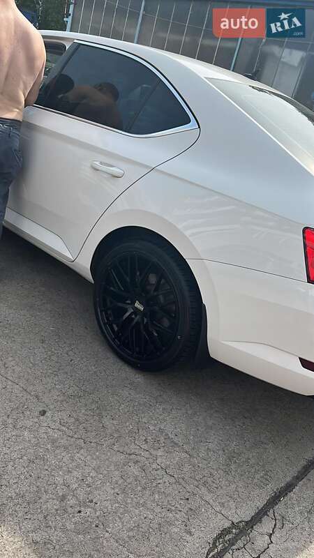 Лифтбек Skoda Superb 2019 в Кривом Роге фото 5 Лифтбек Skoda Superb 2019 в Кривом Роге