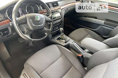 Лифтбек Skoda Superb 2013 в Черкассах