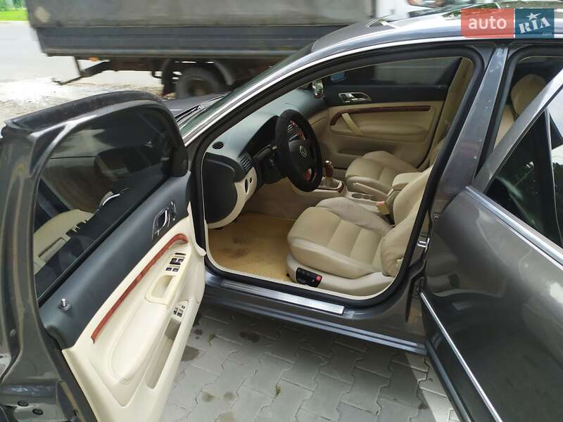 Лифтбек Skoda Superb 2002 в Гостомеле фото 21 Лифтбек Skoda Superb 2002 в Гостомеле