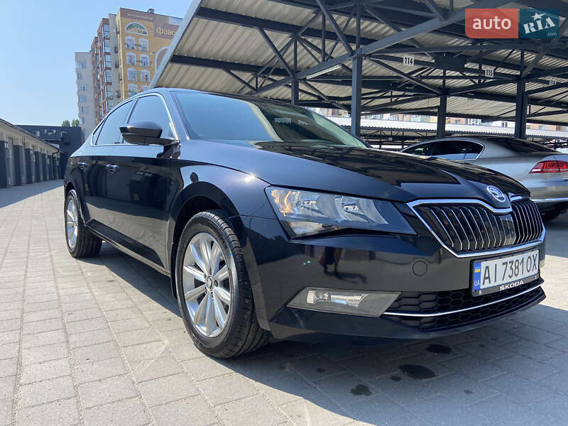 Лифтбек Skoda Superb 2016 в Житомире