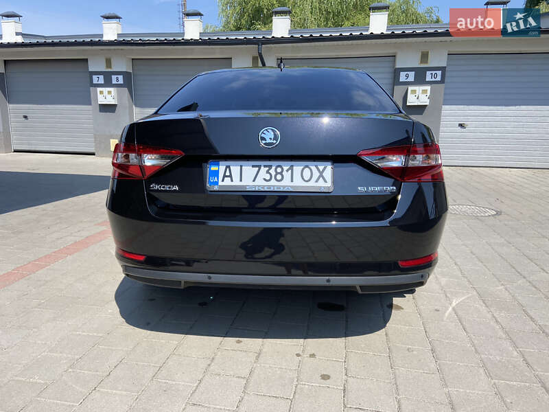 Лифтбек Skoda Superb 2016 в Житомире