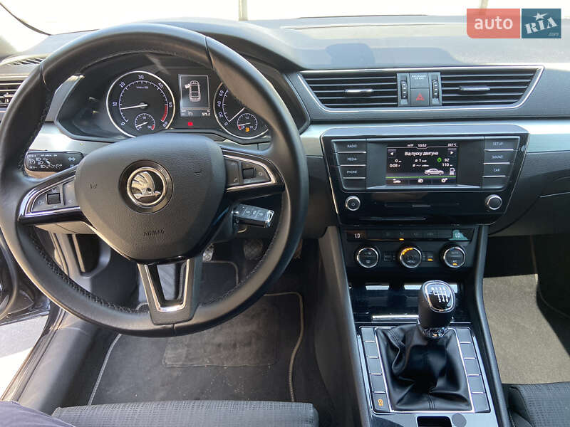 Лифтбек Skoda Superb 2016 в Житомире