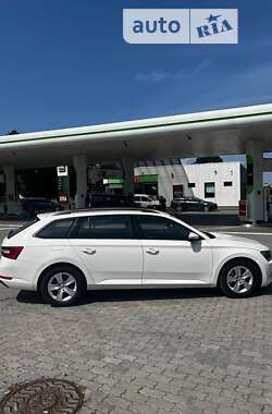 Универсал Skoda Superb 2016 в 