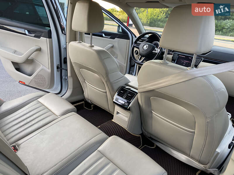 Универсал Skoda Superb 2016 в Мироновке