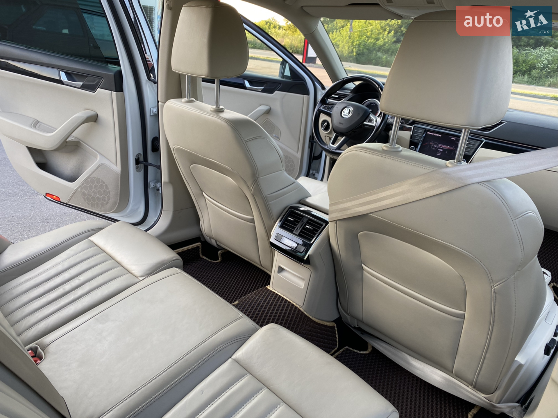 2016 Skoda Superb - мініатюра 26
