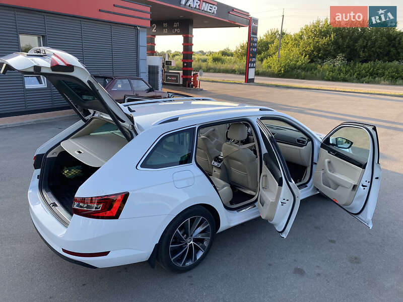 Универсал Skoda Superb 2016 в Мироновке