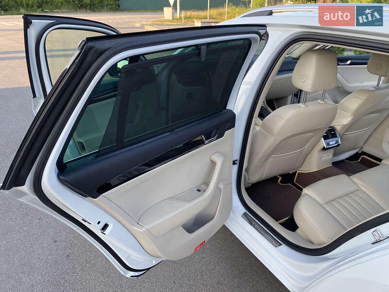 Универсал Skoda Superb 2016 в Мироновке