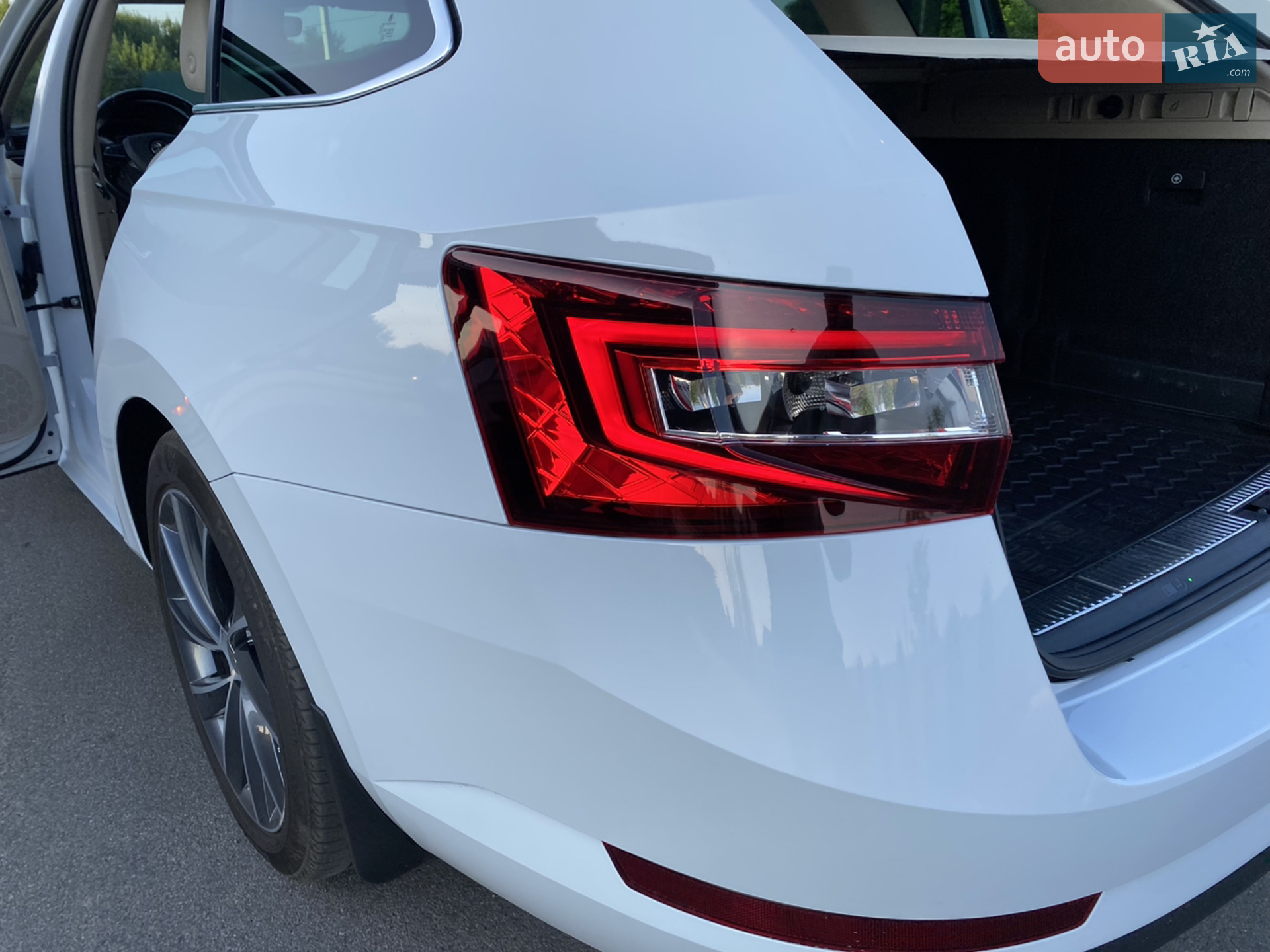 2016 Skoda Superb - мініатюра 31
