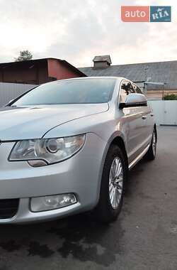 Ліфтбек Skoda Superb 2012 в 