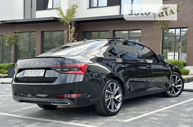 Ліфтбек Skoda Superb 2019 в 
