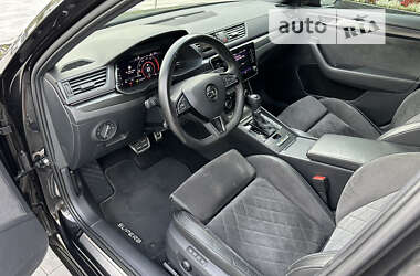Ліфтбек Skoda Superb 2019 в 