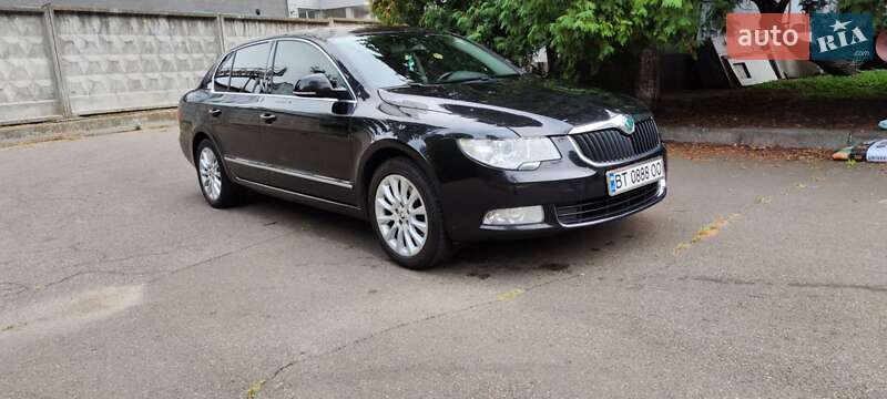 Лифтбек Skoda Superb 2012 в Киеве