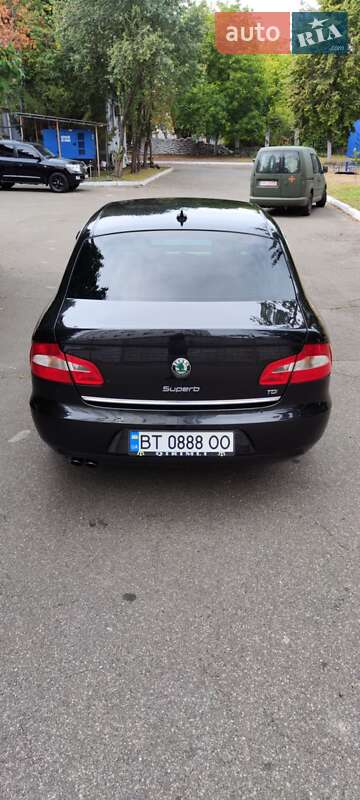 Лифтбек Skoda Superb 2012 в Киеве