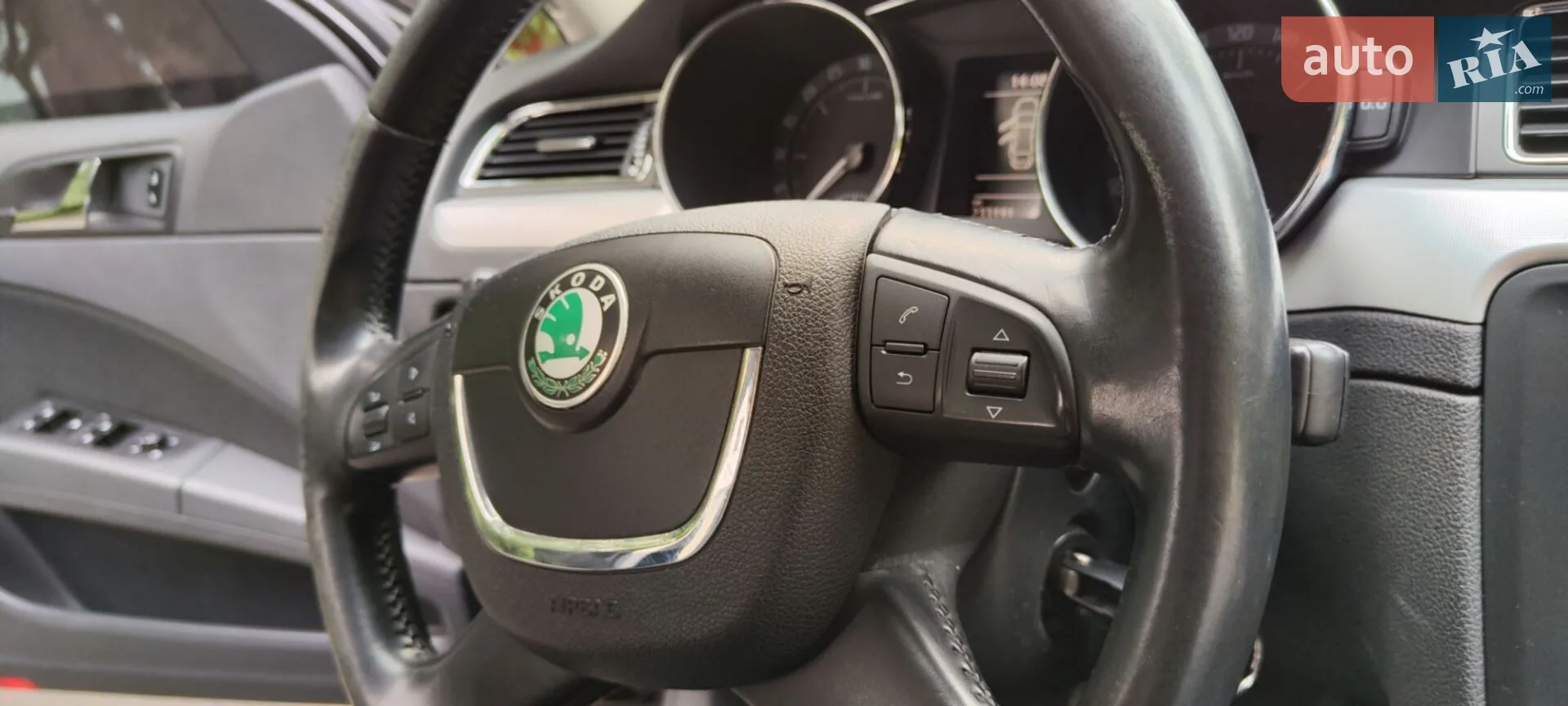 2012 Skoda Superb - мініатюра 25