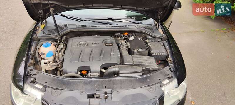 Лифтбек Skoda Superb 2012 в Киеве