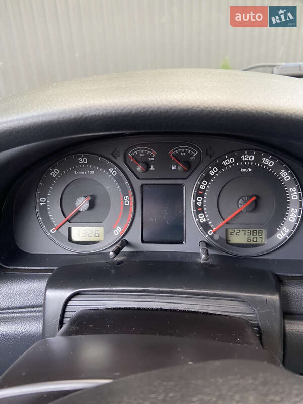 Ліфтбек Skoda Superb 2005 в Надвірній