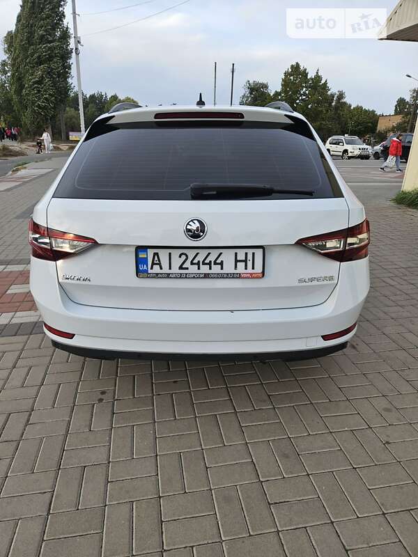 Универсал Skoda Superb 2017 в Киеве