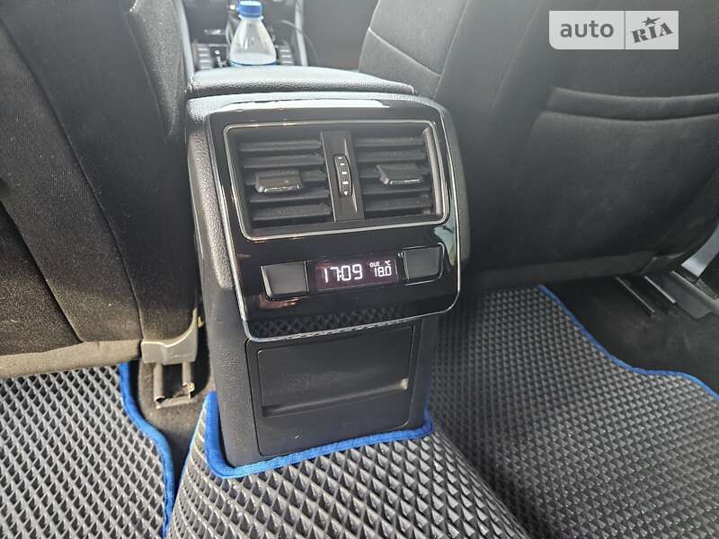 Универсал Skoda Superb 2017 в Киеве