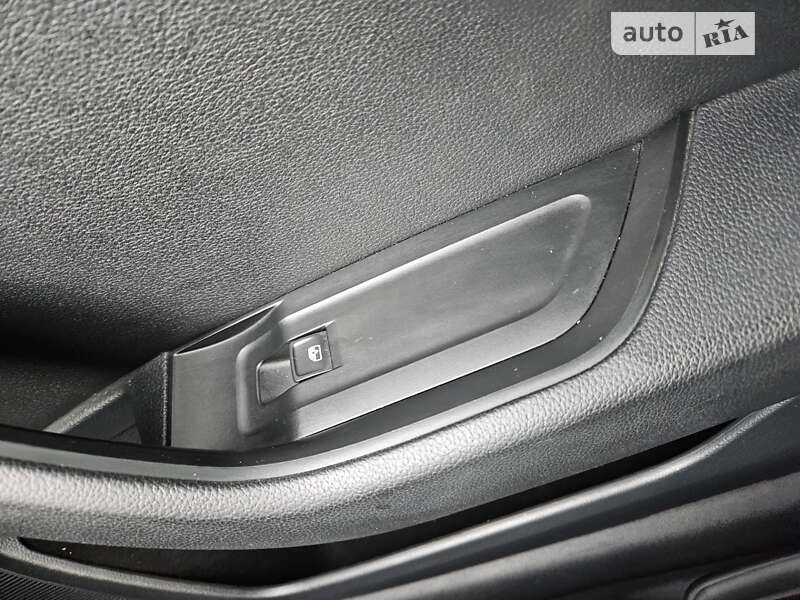 Универсал Skoda Superb 2017 в Киеве