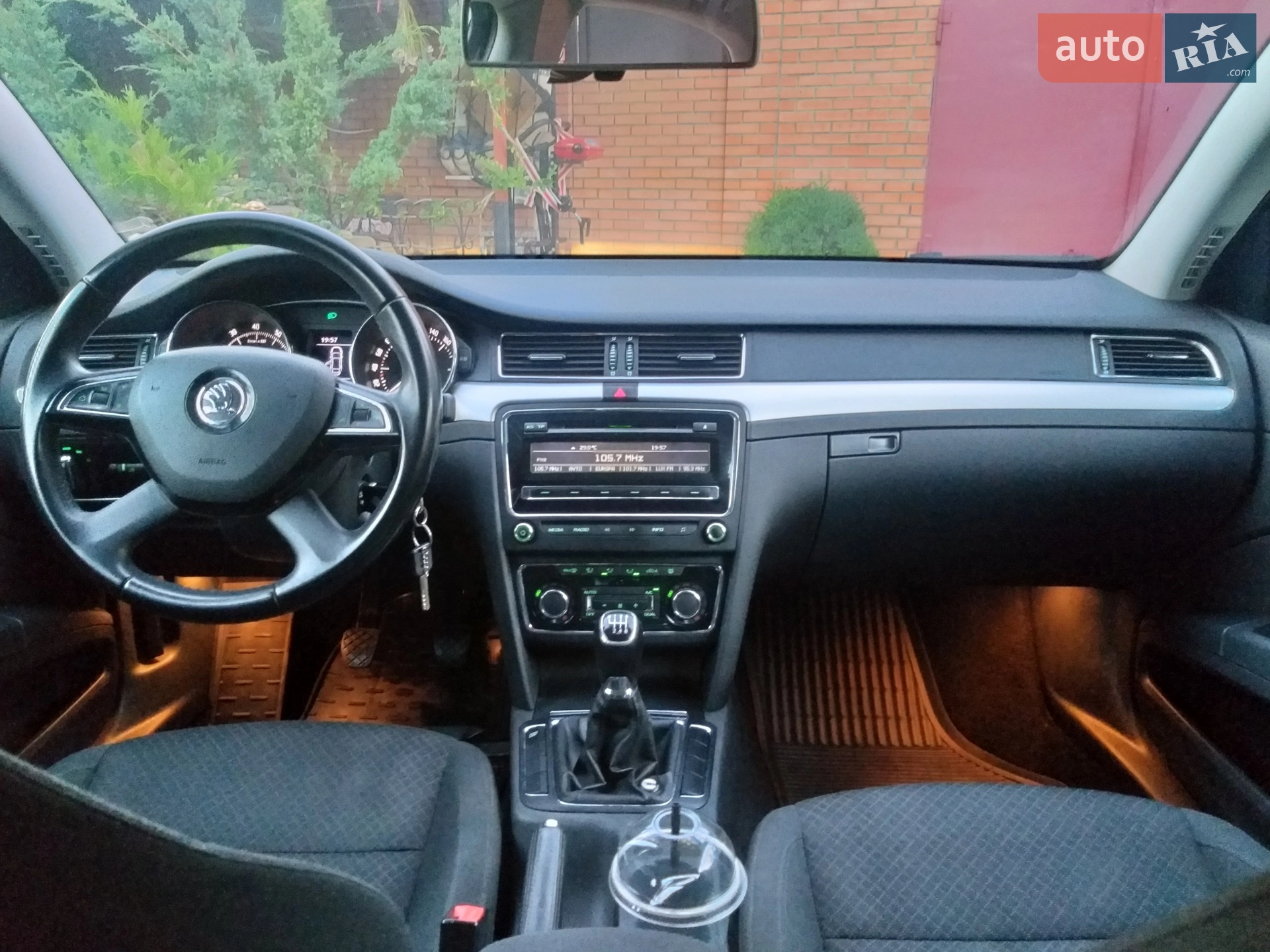 2013 Skoda Superb - мініатюра 19