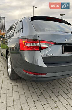 Универсал Skoda Superb 2019 в 
