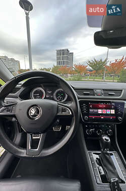 Универсал Skoda Superb 2019 в 